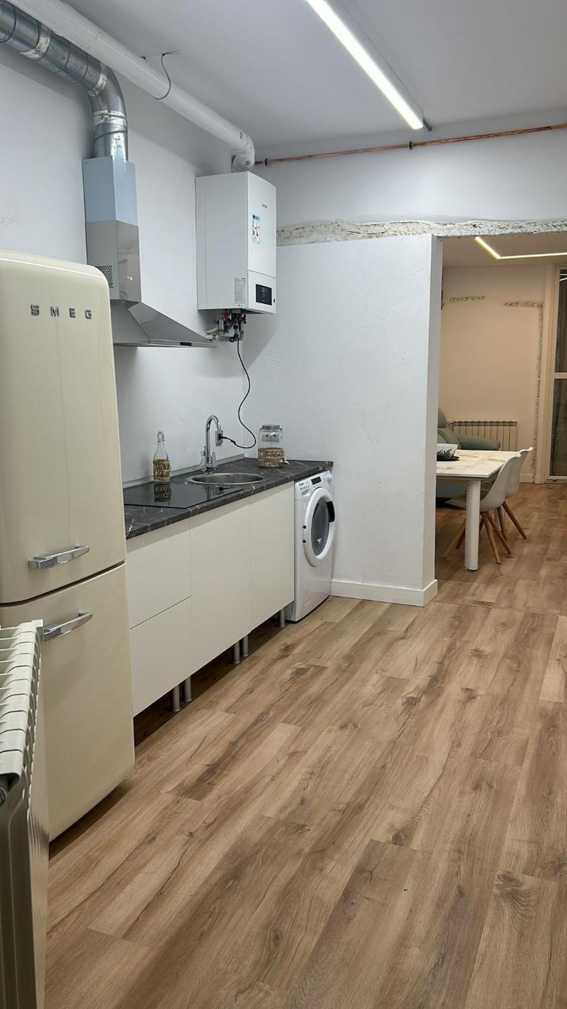 Apartamentos Carolina By Gaiarooms Леон Экстерьер фото