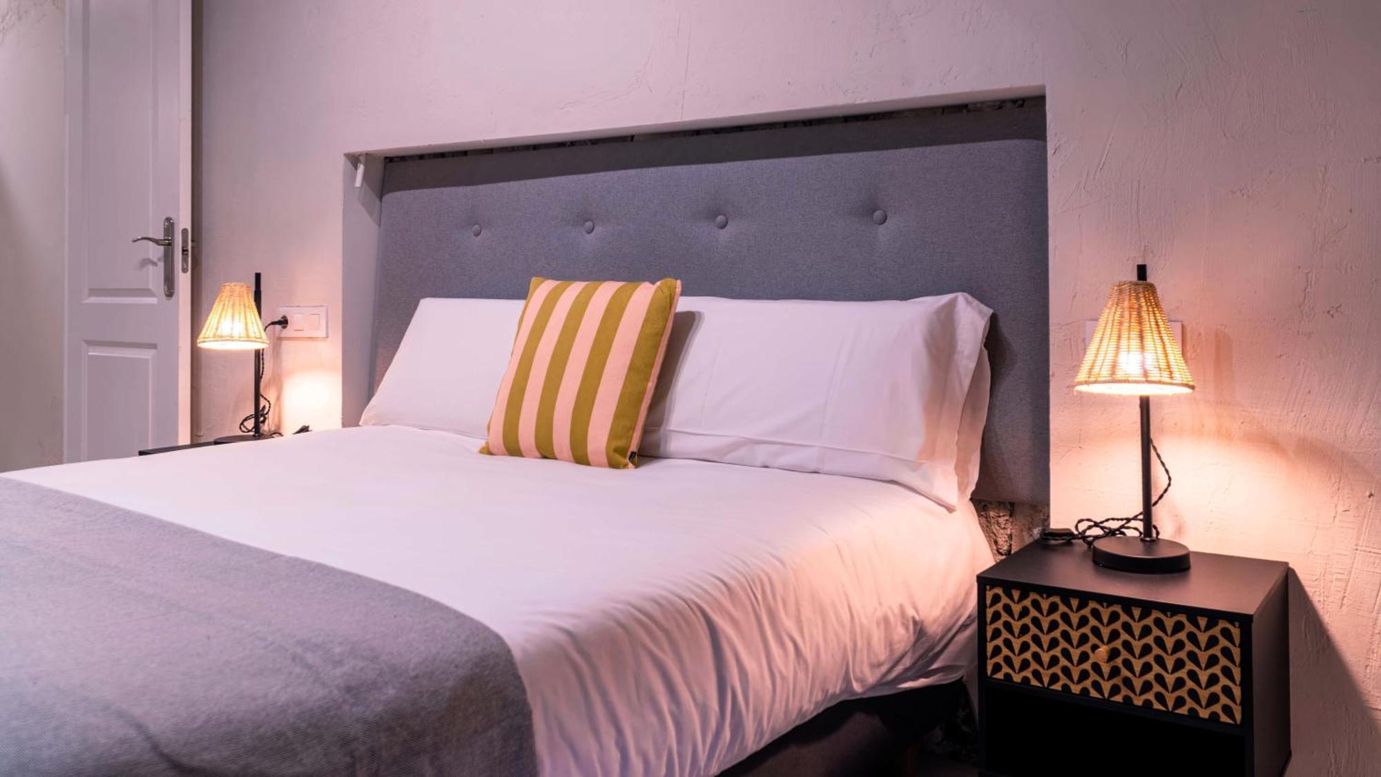 Apartamentos Carolina By Gaiarooms Леон Экстерьер фото