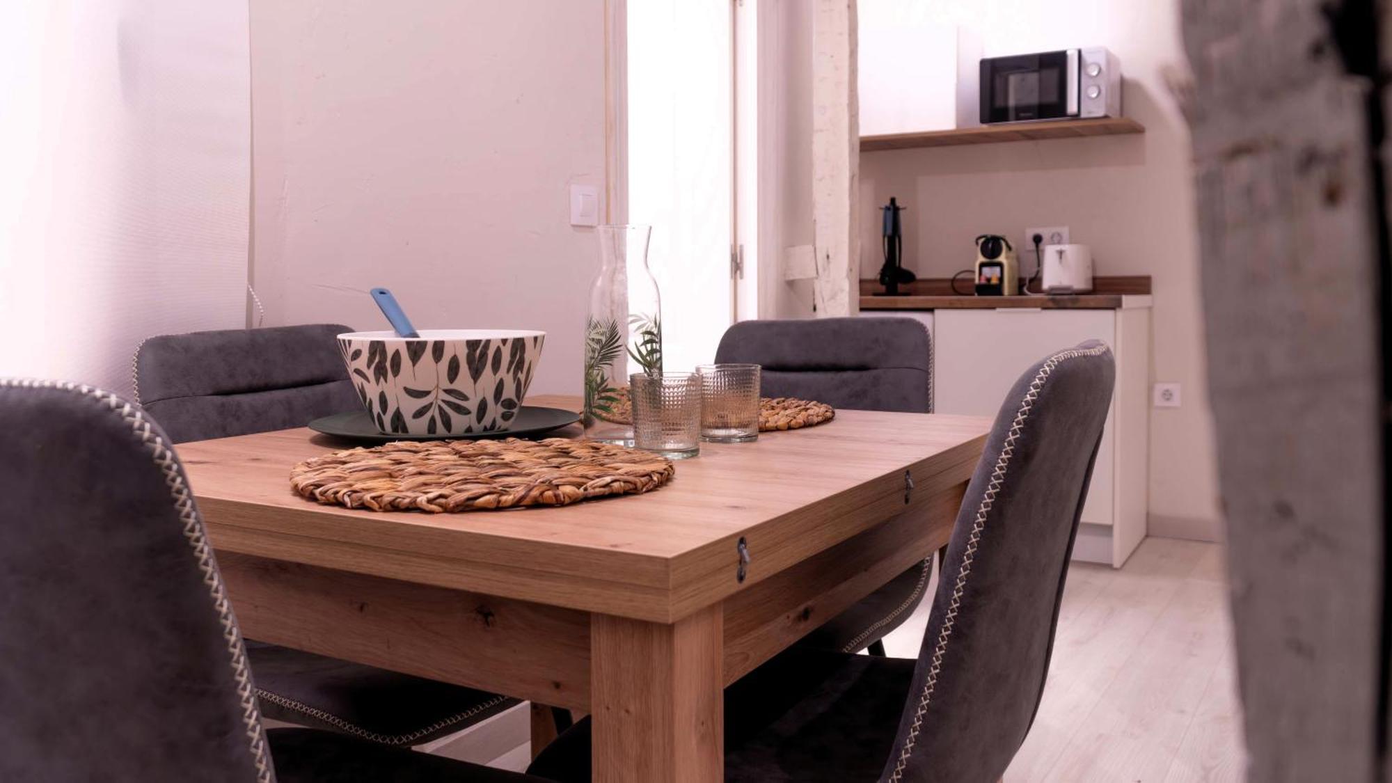 Apartamentos Carolina By Gaiarooms Леон Экстерьер фото